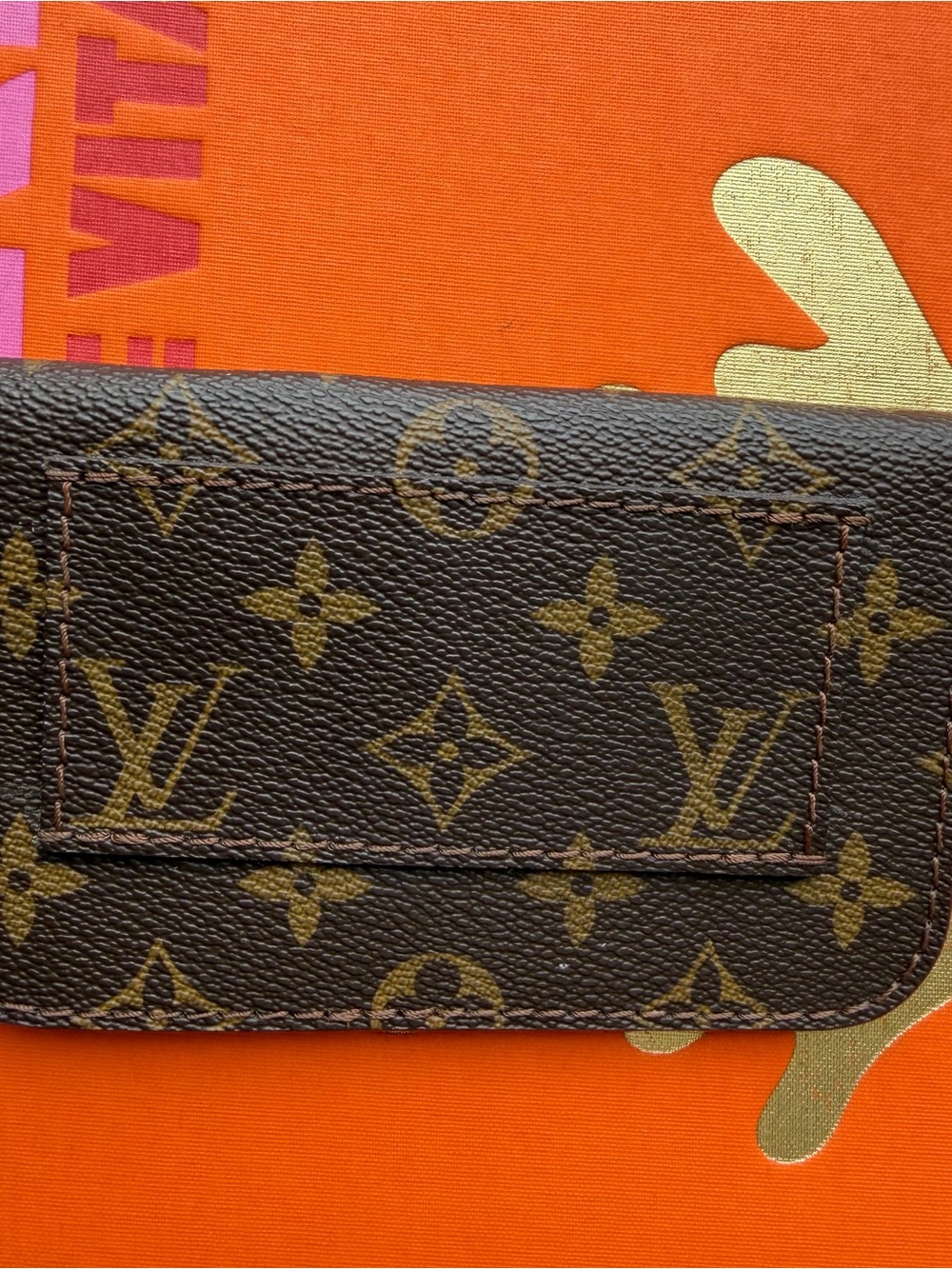 AUTHENTIC Louis Vuitton Monogram Canvas Small Wallet/Pouch/Case - Brown & Gold - Picture 10 of 11